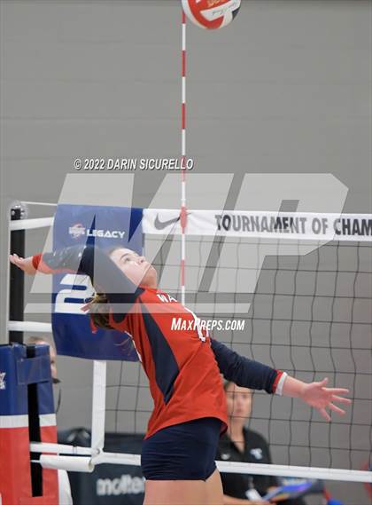 Thumbnail 2 in Cornerstone Christian vs. Timpview (Nike TOC Southwest) photogallery.