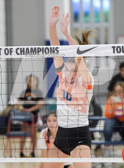 Thumbnail 2 in Cornerstone Christian vs. Timpview (Nike TOC Southwest) photogallery.