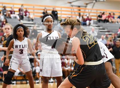 Thumbnail 3 in Wylie @ Plano East photogallery.