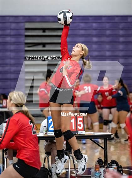Thumbnail 3 in Richfield vs. North Sanpete (Claim Jumper Tournament) photogallery.