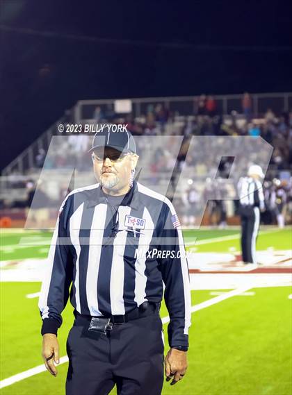 Thumbnail 2 in Grand Saline vs Troup photogallery.