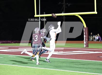 Thumbnail 3 in Grand Saline vs Troup photogallery.