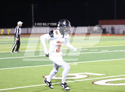 Thumbnail 3 in Grand Saline vs Troup photogallery.