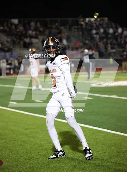 Thumbnail 3 in Grand Saline vs Troup photogallery.