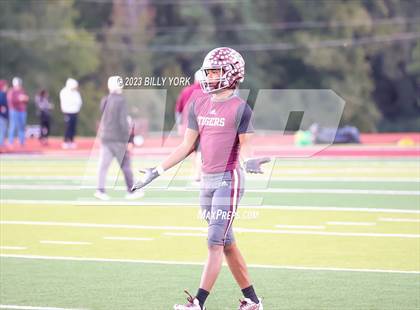Thumbnail 2 in Grand Saline vs Troup photogallery.