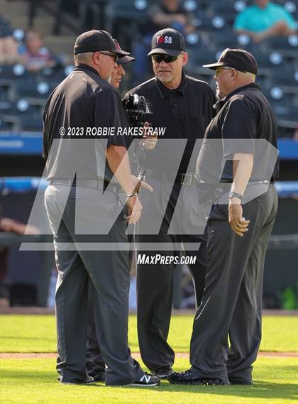 Thumbnail 1 in Magnolia West vs. Reedy (UIL 5A Baseball State Semifinal) photogallery.