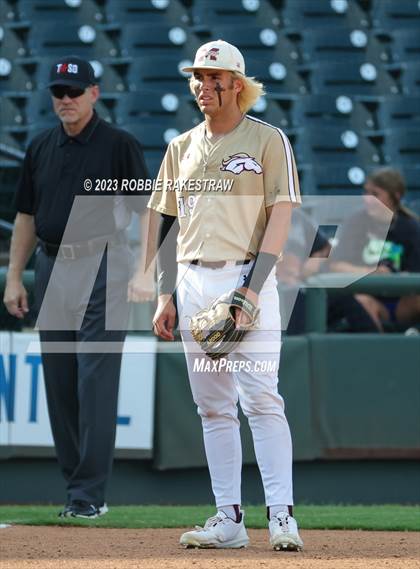 Thumbnail 3 in Magnolia West vs. Reedy (UIL 5A Baseball State Semifinal) photogallery.