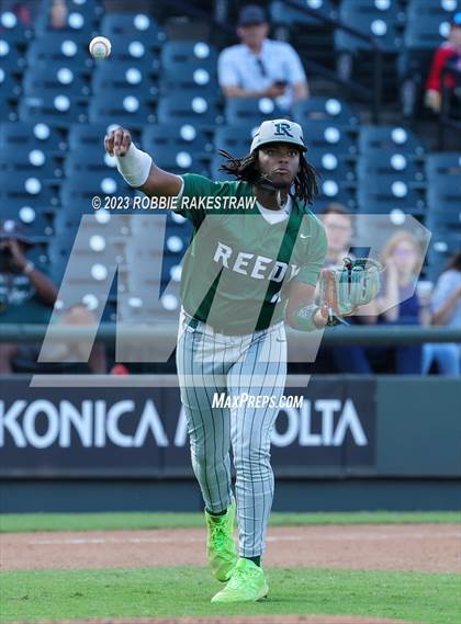 Thumbnail 1 in Magnolia West vs. Reedy (UIL 5A Baseball State Semifinal) photogallery.