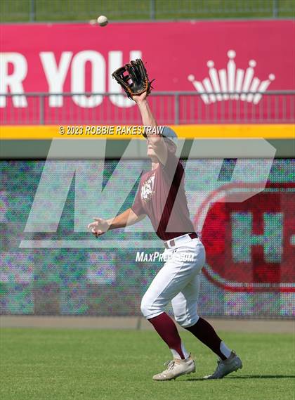 Thumbnail 3 in Magnolia West vs. Reedy (UIL 5A Baseball State Semifinal) photogallery.