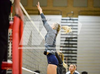 Thumbnail 1 in Ironwood Ridge @ Mountain View photogallery.
