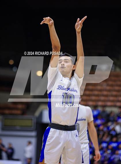 Thumbnail 1 in Strathmore @ Caruthers (CIF CS Boys Basketball Championships D VI) photogallery.