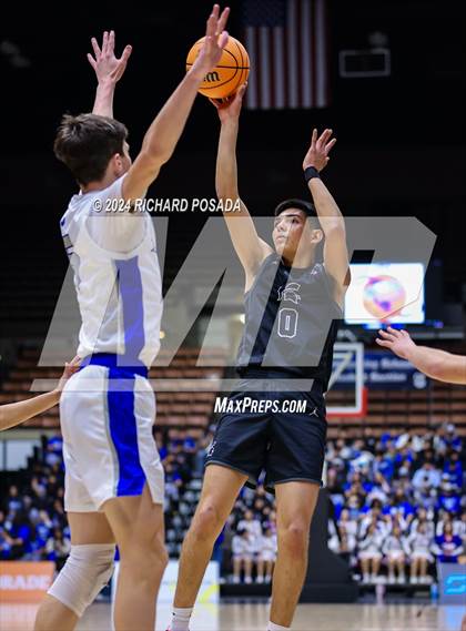 Thumbnail 2 in Strathmore @ Caruthers (CIF CS Boys Basketball Championships D VI) photogallery.