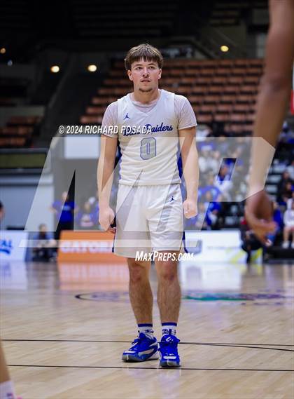 Thumbnail 2 in Strathmore @ Caruthers (CIF CS Boys Basketball Championships D VI) photogallery.