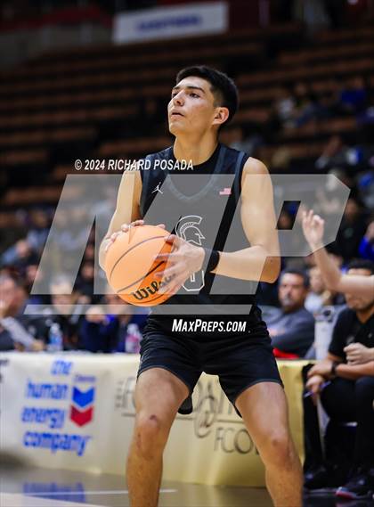 Thumbnail 2 in Strathmore @ Caruthers (CIF CS Boys Basketball Championships D VI) photogallery.
