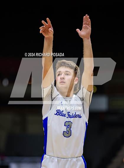 Thumbnail 2 in Strathmore @ Caruthers (CIF CS Boys Basketball Championships D VI) photogallery.