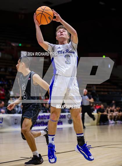 Thumbnail 3 in Strathmore @ Caruthers (CIF CS Boys Basketball Championships D VI) photogallery.