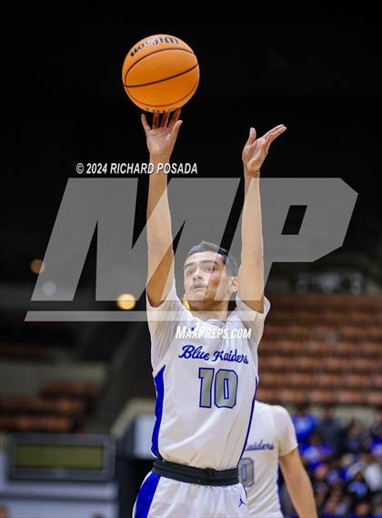 Thumbnail 3 in Strathmore @ Caruthers (CIF CS Boys Basketball Championships D VI) photogallery.