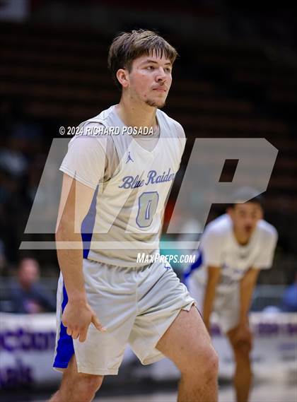 Thumbnail 2 in Strathmore @ Caruthers (CIF CS Boys Basketball Championships D VI) photogallery.