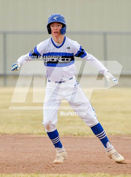 Thumbnail 2 in South Tahoe vs. Bishop Union (Yerington Tournament) photogallery.