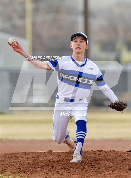 Thumbnail 3 in South Tahoe vs. Bishop Union (Yerington Tournament) photogallery.