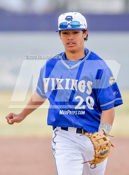 Thumbnail 3 in South Tahoe vs. Bishop Union (Yerington Tournament) photogallery.