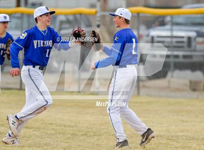 Thumbnail 2 in South Tahoe vs. Bishop Union (Yerington Tournament) photogallery.