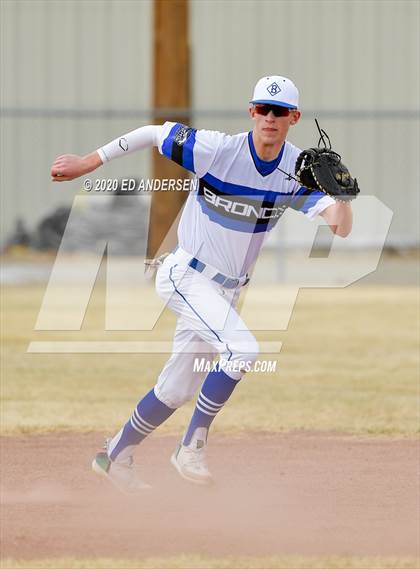 Thumbnail 2 in South Tahoe vs. Bishop Union (Yerington Tournament) photogallery.