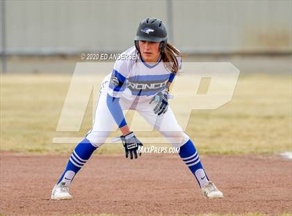 Thumbnail 3 in South Tahoe vs. Bishop Union (Yerington Tournament) photogallery.