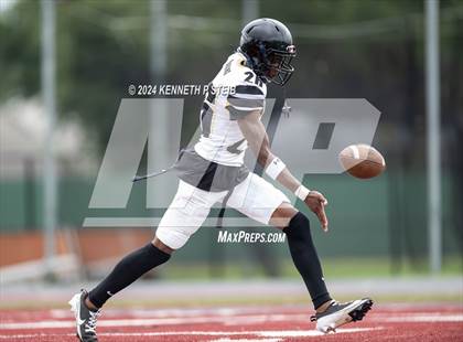 Thumbnail 2 in Bonnabel @ Destrehan photogallery.