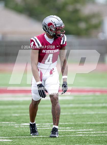 Thumbnail 3 in Bonnabel @ Destrehan photogallery.