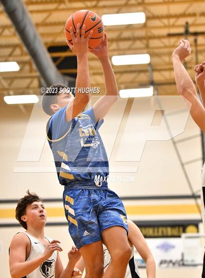 Thumbnail 3 in Wilson Central @ Mount Juliet photogallery.