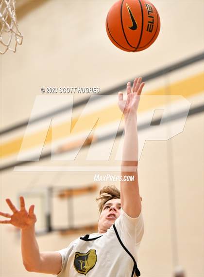 Thumbnail 3 in Wilson Central @ Mount Juliet photogallery.