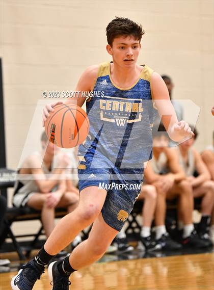 Thumbnail 3 in Wilson Central @ Mount Juliet photogallery.