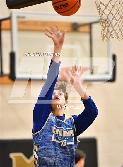 Thumbnail 1 in Wilson Central @ Mount Juliet photogallery.