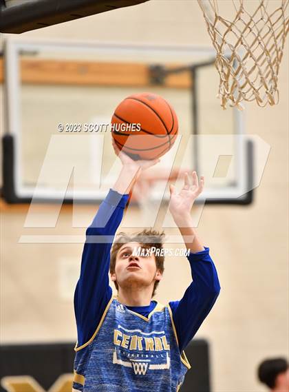 Thumbnail 2 in Wilson Central @ Mount Juliet photogallery.