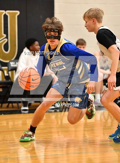Thumbnail 3 in Wilson Central @ Mount Juliet photogallery.