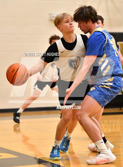 Thumbnail 3 in Wilson Central @ Mount Juliet photogallery.