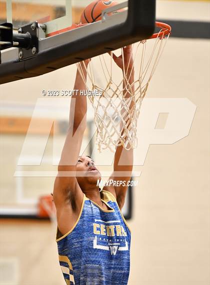 Thumbnail 1 in Wilson Central @ Mount Juliet photogallery.
