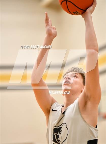 Thumbnail 3 in Wilson Central @ Mount Juliet photogallery.
