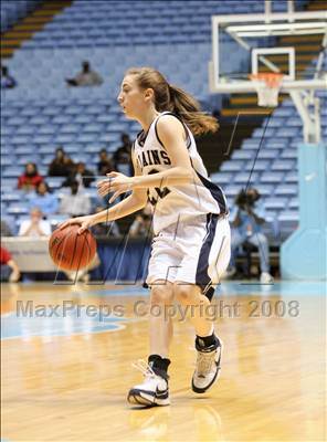 Thumbnail 2 in Pender vs Bishop McGuinness (NCHSAA 1A State Final) photogallery.