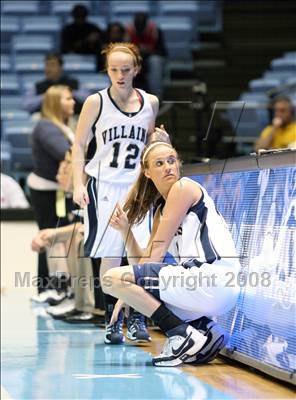 Thumbnail 2 in Pender vs Bishop McGuinness (NCHSAA 1A State Final) photogallery.