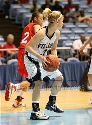 Thumbnail 2 in Pender vs Bishop McGuinness (NCHSAA 1A State Final) photogallery.
