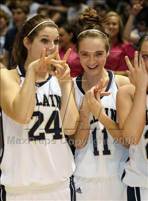 Thumbnail 1 in Pender vs Bishop McGuinness (NCHSAA 1A State Final) photogallery.