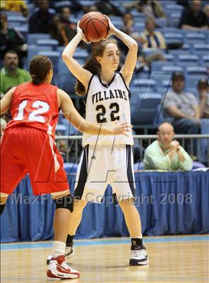 Thumbnail 3 in Pender vs Bishop McGuinness (NCHSAA 1A State Final) photogallery.