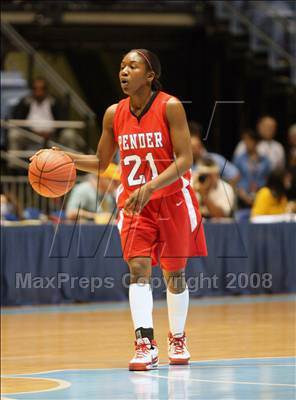 Thumbnail 2 in Pender vs Bishop McGuinness (NCHSAA 1A State Final) photogallery.