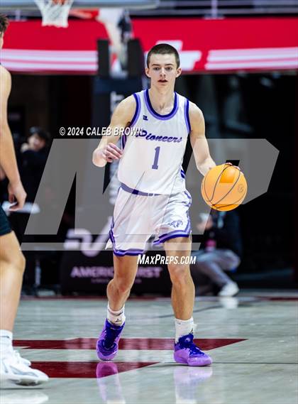 Thumbnail 1 in Herriman vs. Lehi (UHSAA 6A Semifinal) photogallery.
