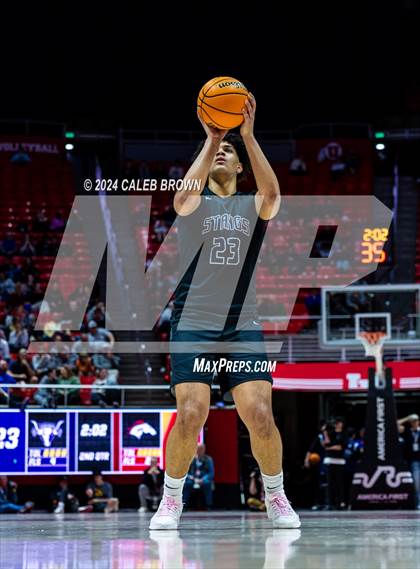 Thumbnail 3 in Herriman vs. Lehi (UHSAA 6A Semifinal) photogallery.
