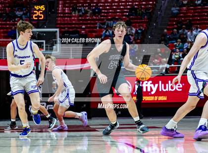 Thumbnail 3 in Herriman vs. Lehi (UHSAA 6A Semifinal) photogallery.