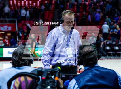 Thumbnail 3 in Herriman vs. Lehi (UHSAA 6A Semifinal) photogallery.
