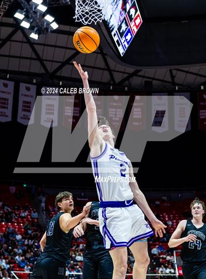 Thumbnail 3 in Herriman vs. Lehi (UHSAA 6A Semifinal) photogallery.